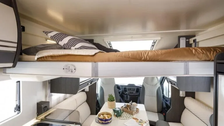 4 places de couchache